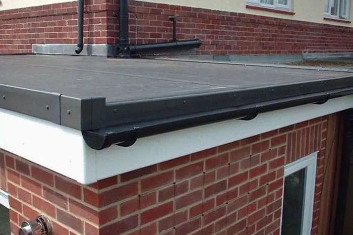 Fibreglass roof edge trim detail